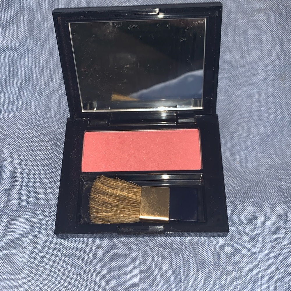 Swatched Este’e Lauder Blush